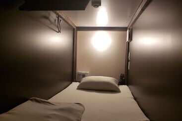 מלון כמוסות Carna A