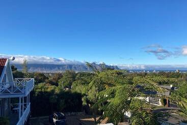 Пансион Yebo Boutique Guesthouse