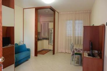 アパートホテル Residence Xenia