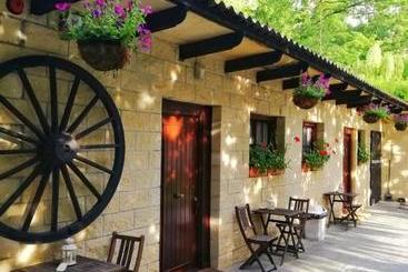 هتل Agroturismo Anziola