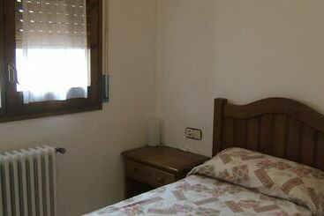 Пансион Hostal L'esquella