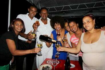 פנסיון Residencial Sintanton Trekking