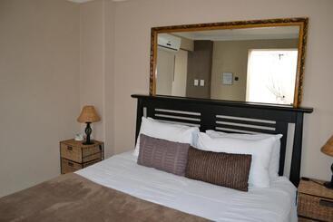 ペンション Travel North Guesthouse