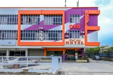 Oyo 1043 Get Inn Hotel Sendayan