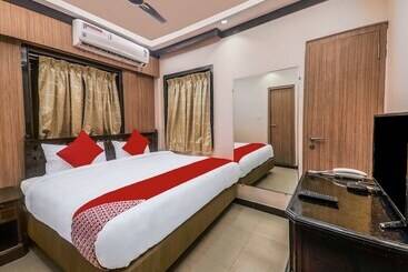 Hotel Capital O 16719 Airport Guest House