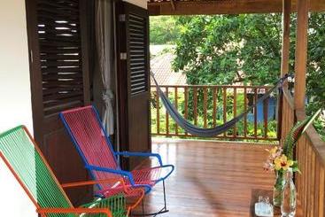 تختخواب و صبحانه Tortuguero Casa Pelican