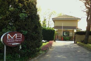 Motel Ranch