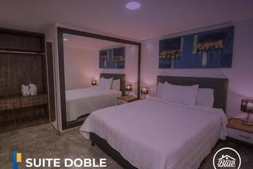 هتل Hostel Blue S