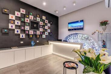 پانسیون Gallery Suite Naples