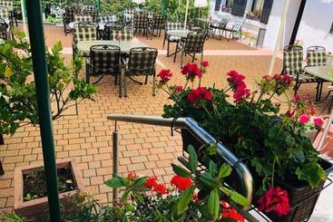 هتل Gasthaus Blume