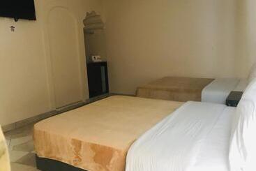 Отель Camino De Allende