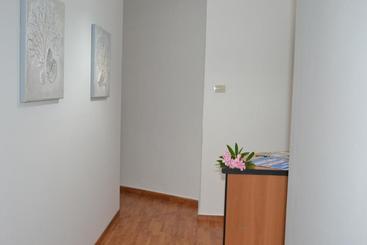 پانسیون Regis Rooms