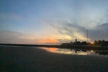 住宿加早餐  San Carlos Surf Resort & Eco Lodge