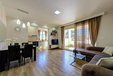 پانسیون Edilux