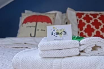 تختخواب و صبحانه Le Grenier De Louisette