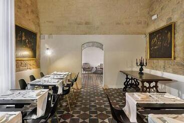 فندق A.d. 1768 Boutique