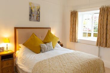 펜션 Cawthorne House