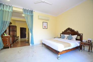 هتل Aaram Baagh Resort & Spa Agra  By Pachar Group