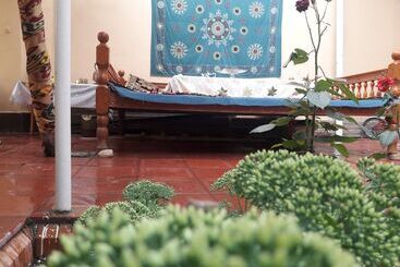 بنسيون Odilnur