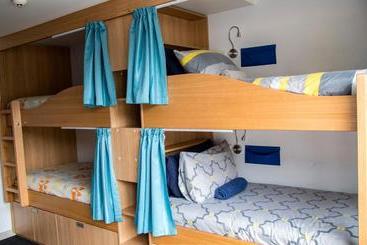 Adventure Queenstown Hostel