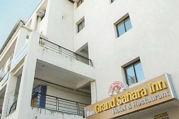 בית מלון כפרי Grand Sahara Inn