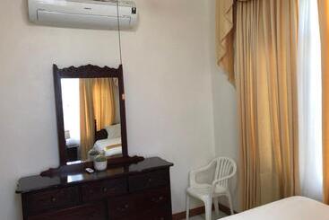 پانسیون Goldenview Guesthouse Ocho Rios