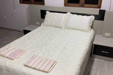 تختخواب و صبحانه Chaperon