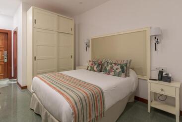 ホテル Emblemático Holiday Time