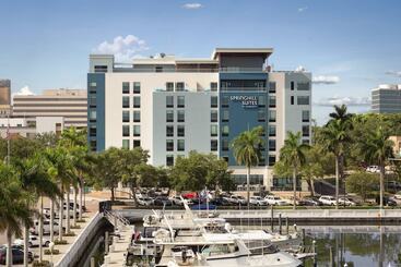 ホテル Springhill Suites By Marriott Bradenton Downtown/riverfront