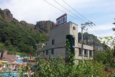 בית מלון כפרי Ace