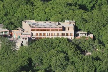 هتل Kasbah Imoula