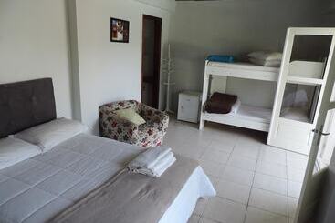 بنسيون Pousada Três Coroas