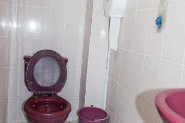 هاستل Landivar Zona 7