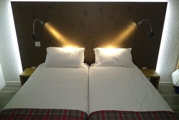 هتل Chalet Les Pieux