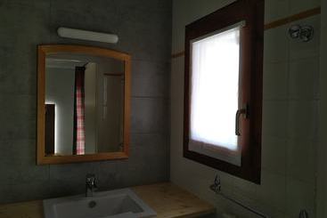 هتل Chalet Les Pieux