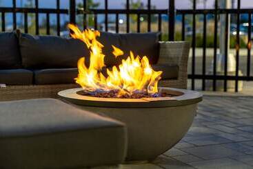 فندق Towneplace Suites By Marriott Brantford And Conference Centre