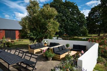 Rosenborgs Friluftspensionat