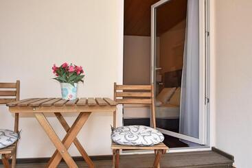 Cafe Hotel Altreuter