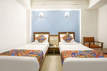 Fabhotel Shanti Sadan