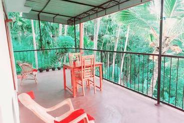 צימר Sunburst View