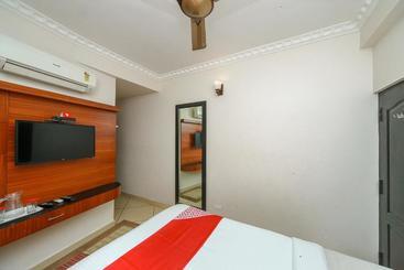 Hotel Oyo 8153 K Empire
