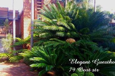 פנסיון Elegant Guesthouse Polokwane