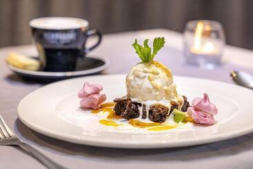 בית מלון כפרי Cavern Resort & Spa