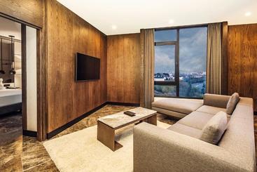 هتل Doubletree By Hilton Kocaeli