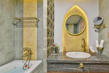 My Son Heritage Resort And Spa