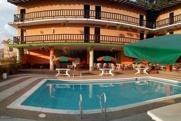 Отель Bochica Inter