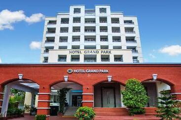 هتل Grand Park Barishal