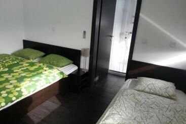 مُتل Raceland Krško