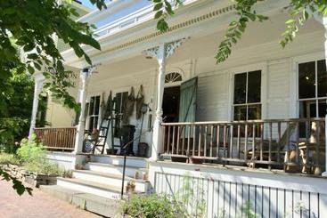 住宿加早餐  Marston House Wiscasset