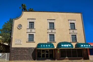 בית מלון כפרי El Dorado